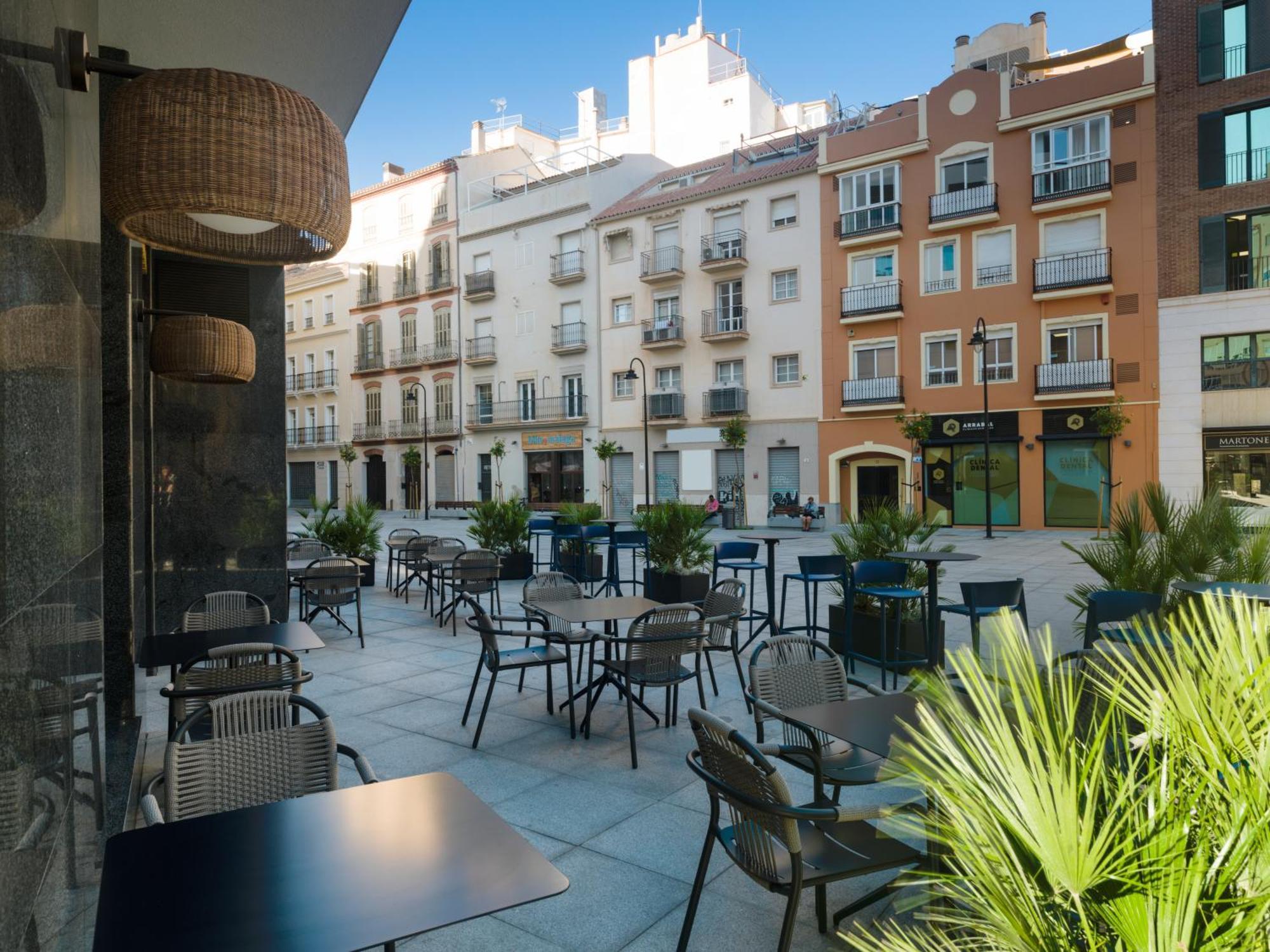 Hotell H10 Croma 4*